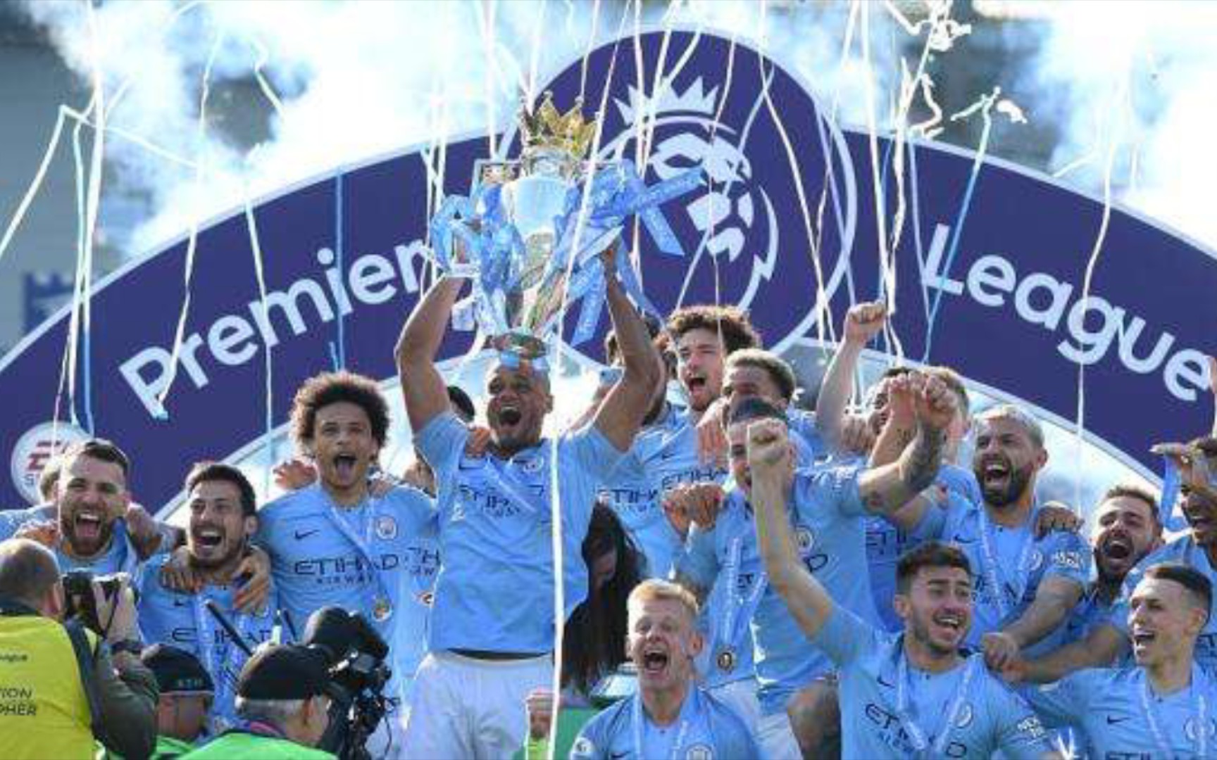 立下了两面 立下了两面